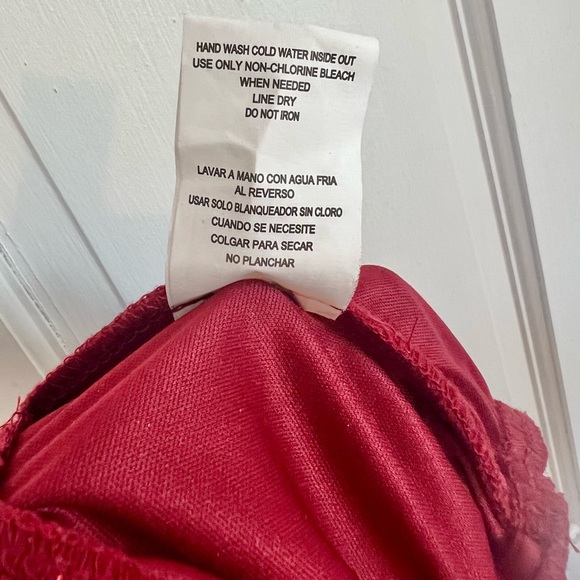 Speechless size M red glitter semi formal halter dress - like new condition ✨ - Picture 7 of 8